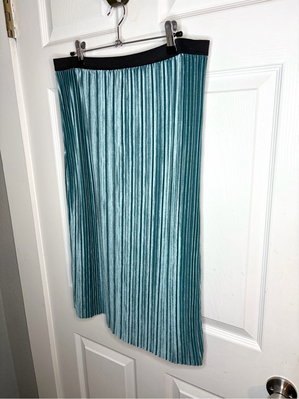 Leith Teal Blue Green Pleated Midi Velour Velvet Skirt Black Elastic Waistband L - Picture 8 of 13